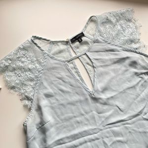⭐️SOLD⭐️Lacey Blue Top